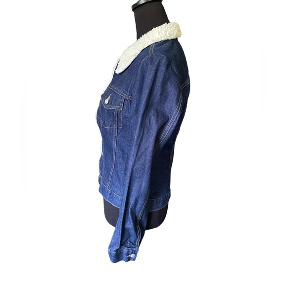 Z Cavaricci Dark Wash Denim Jean Jacket, Trucker Jacket With Sherpa Trim, Small - Picture 3 of 6